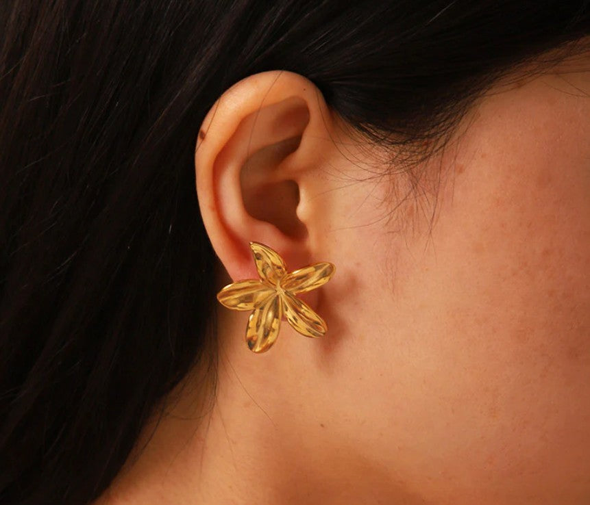 Floral Themed Stud Earrings