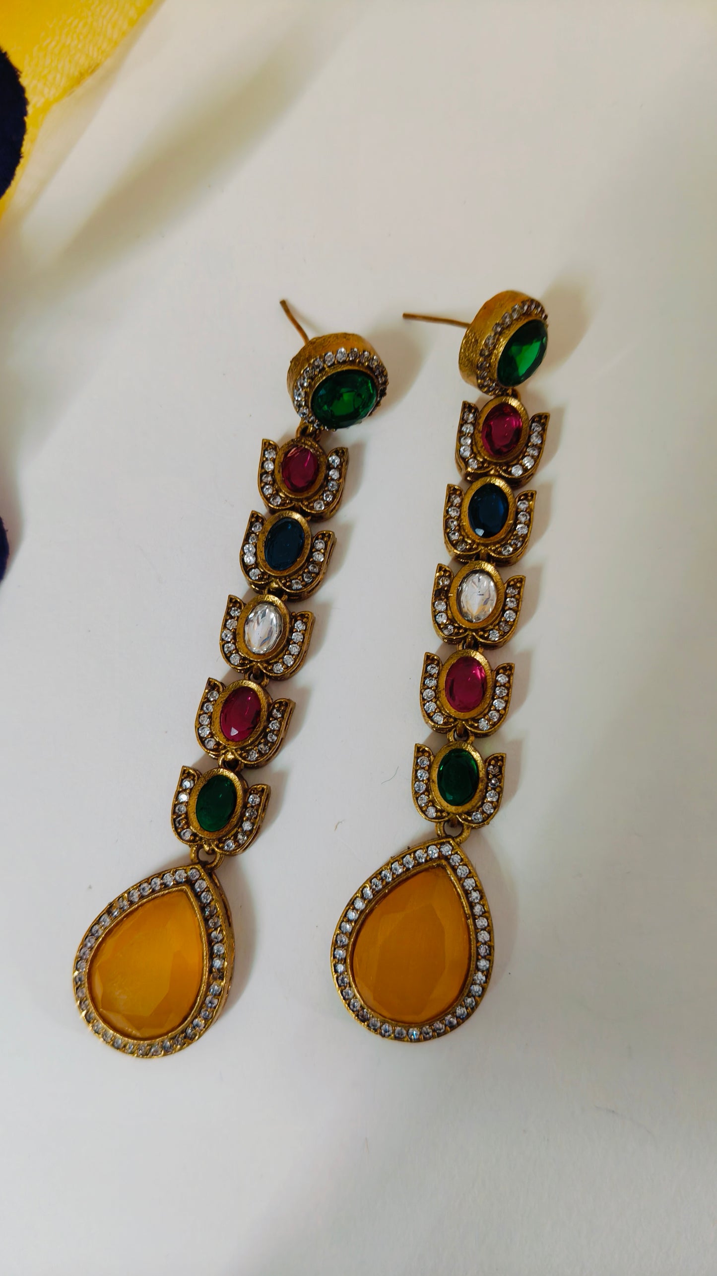 Ruhani Earring (multicolor)