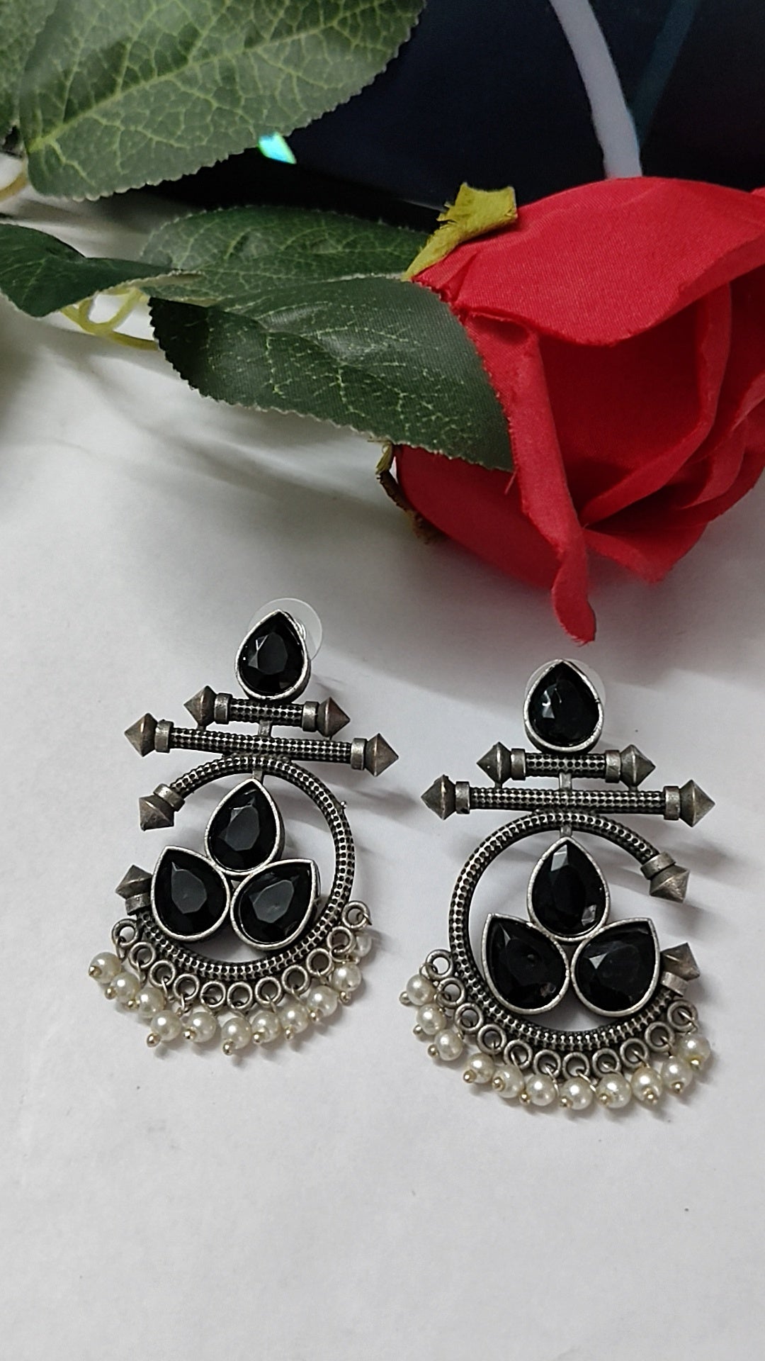 Manisha Earrings (Black)