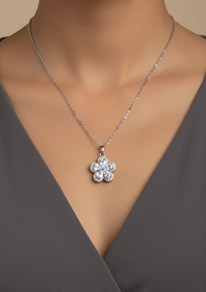 Flower Chain Pendant (silver)