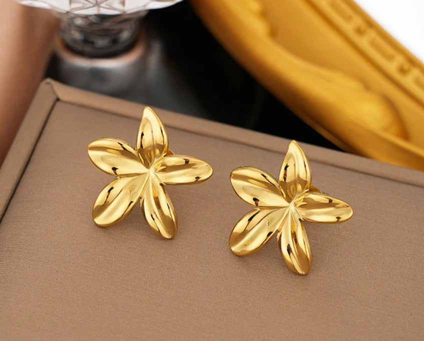 Floral Themed Stud Earrings