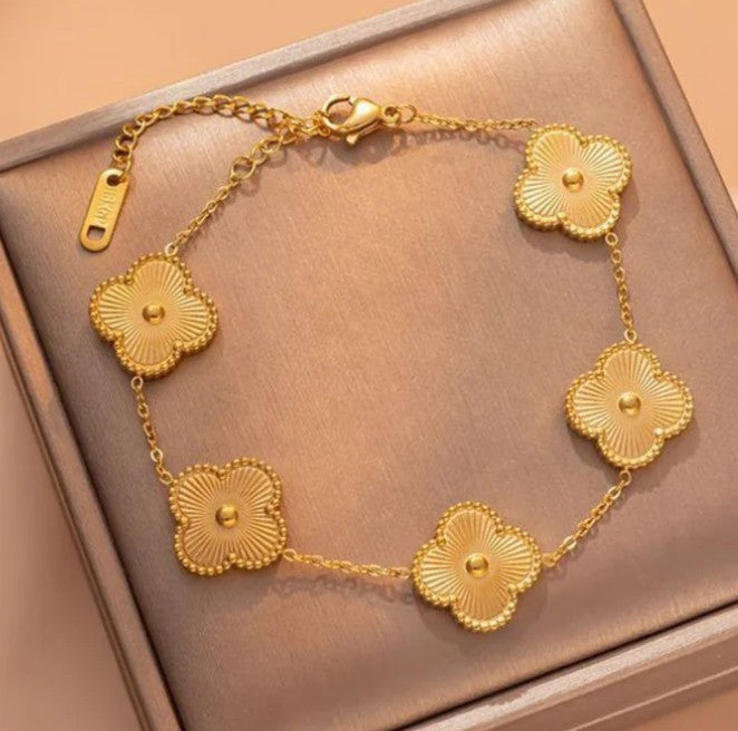 Golden Clover Bracelet Reversable