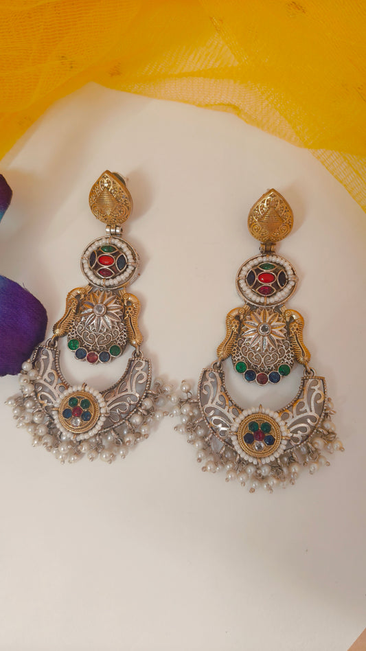 Chaand Earrings