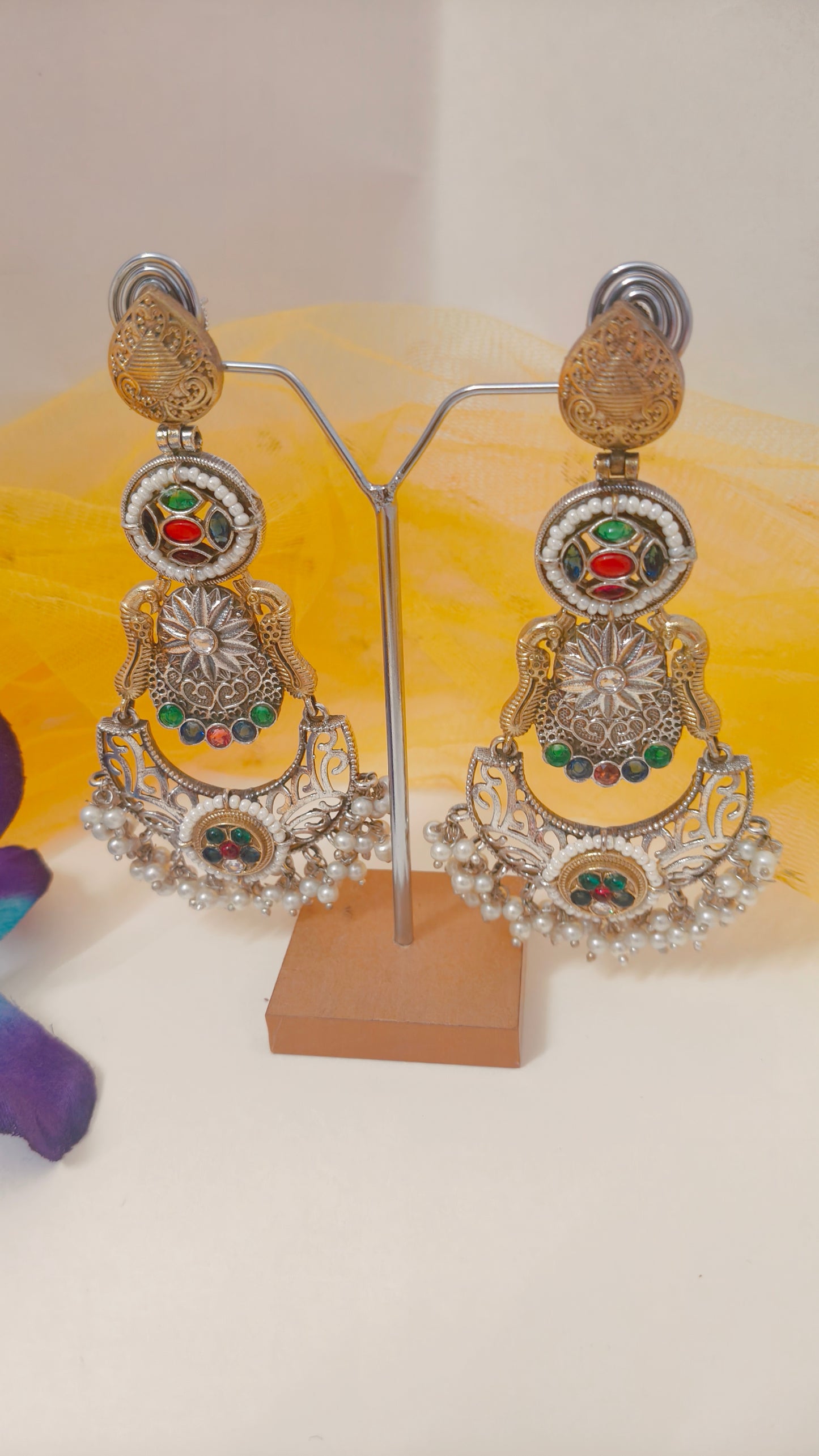 Chaand Earrings