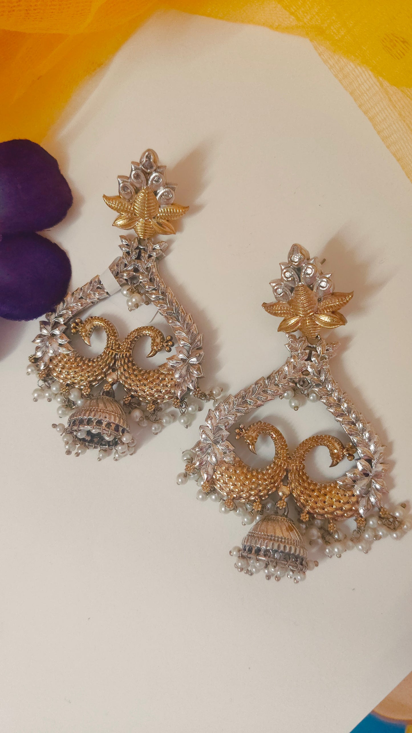 Sunehri Earring
