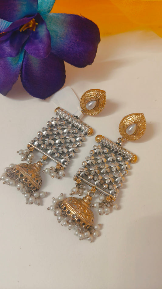 Mohini Earring white