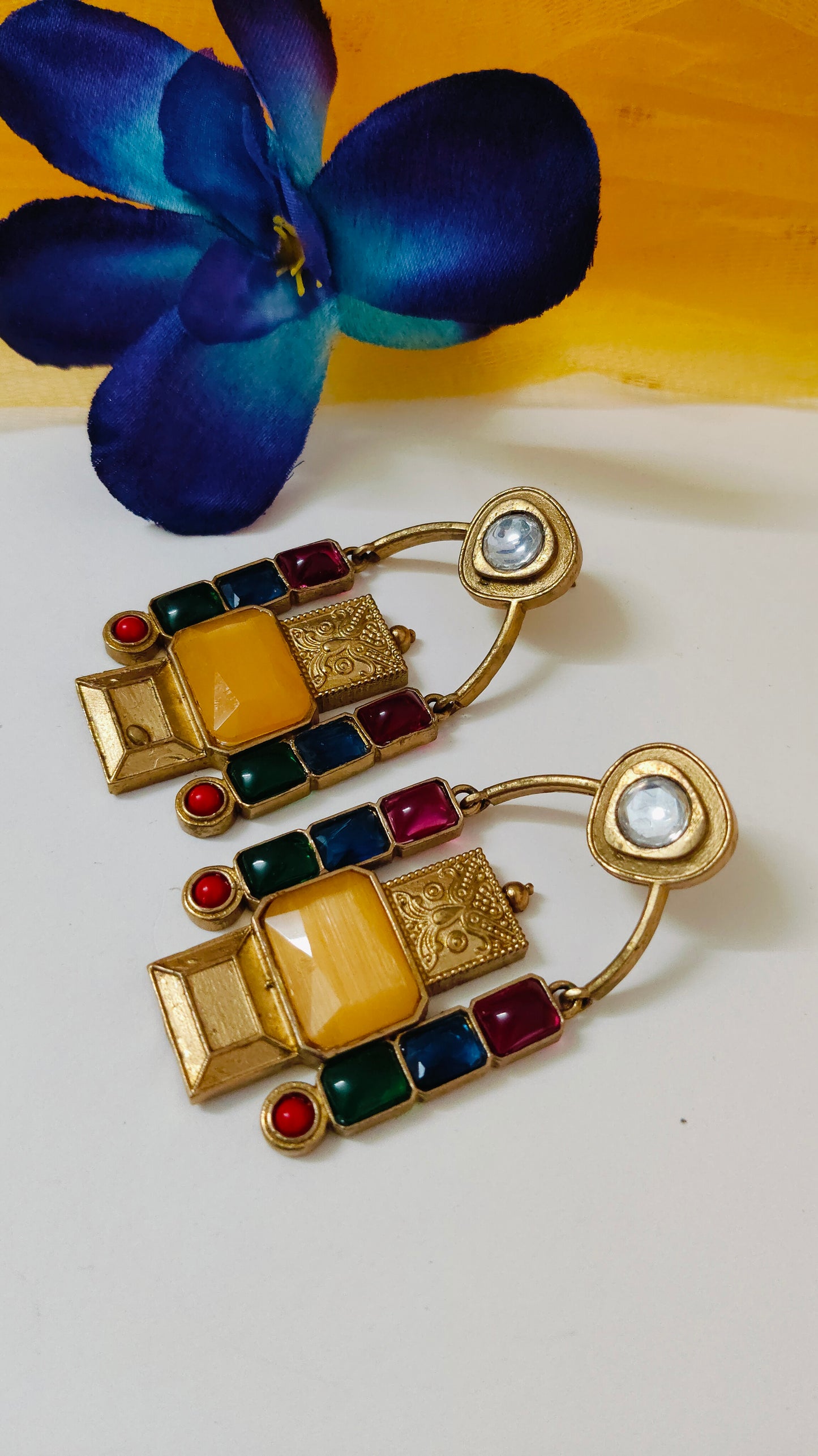 Minara Earring