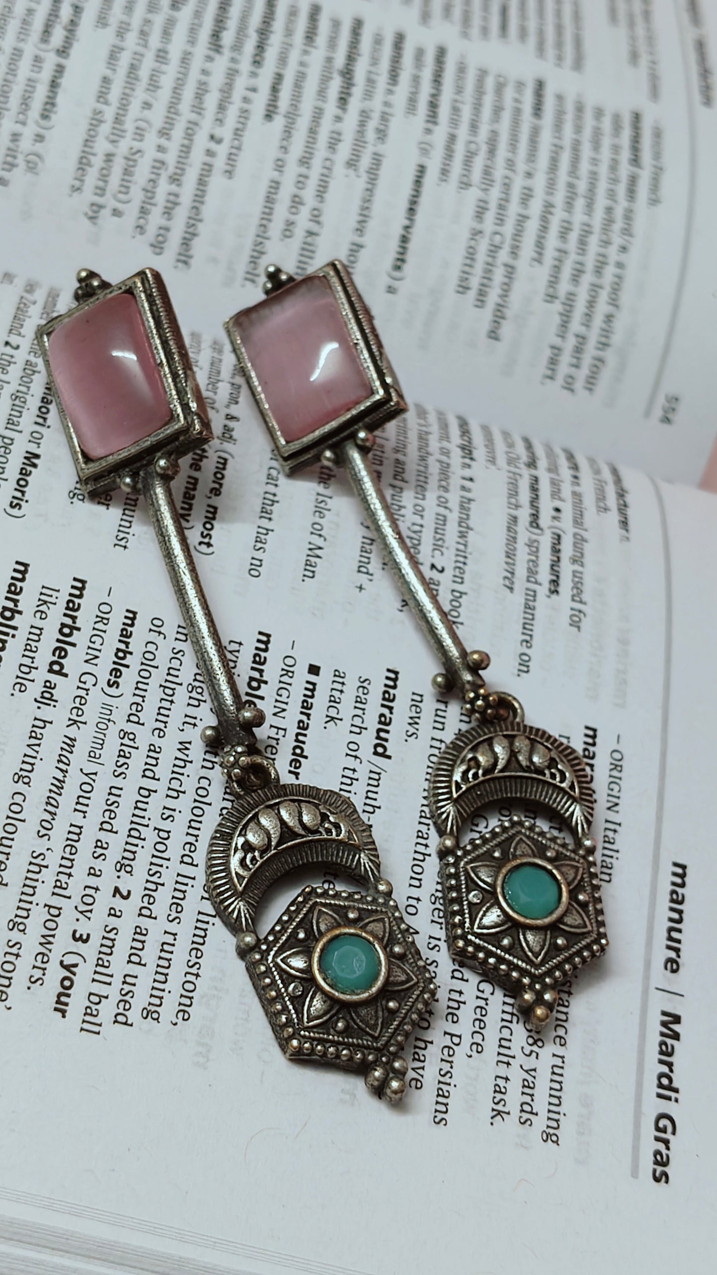 Dangler With Monalisa Stone(Pink)
