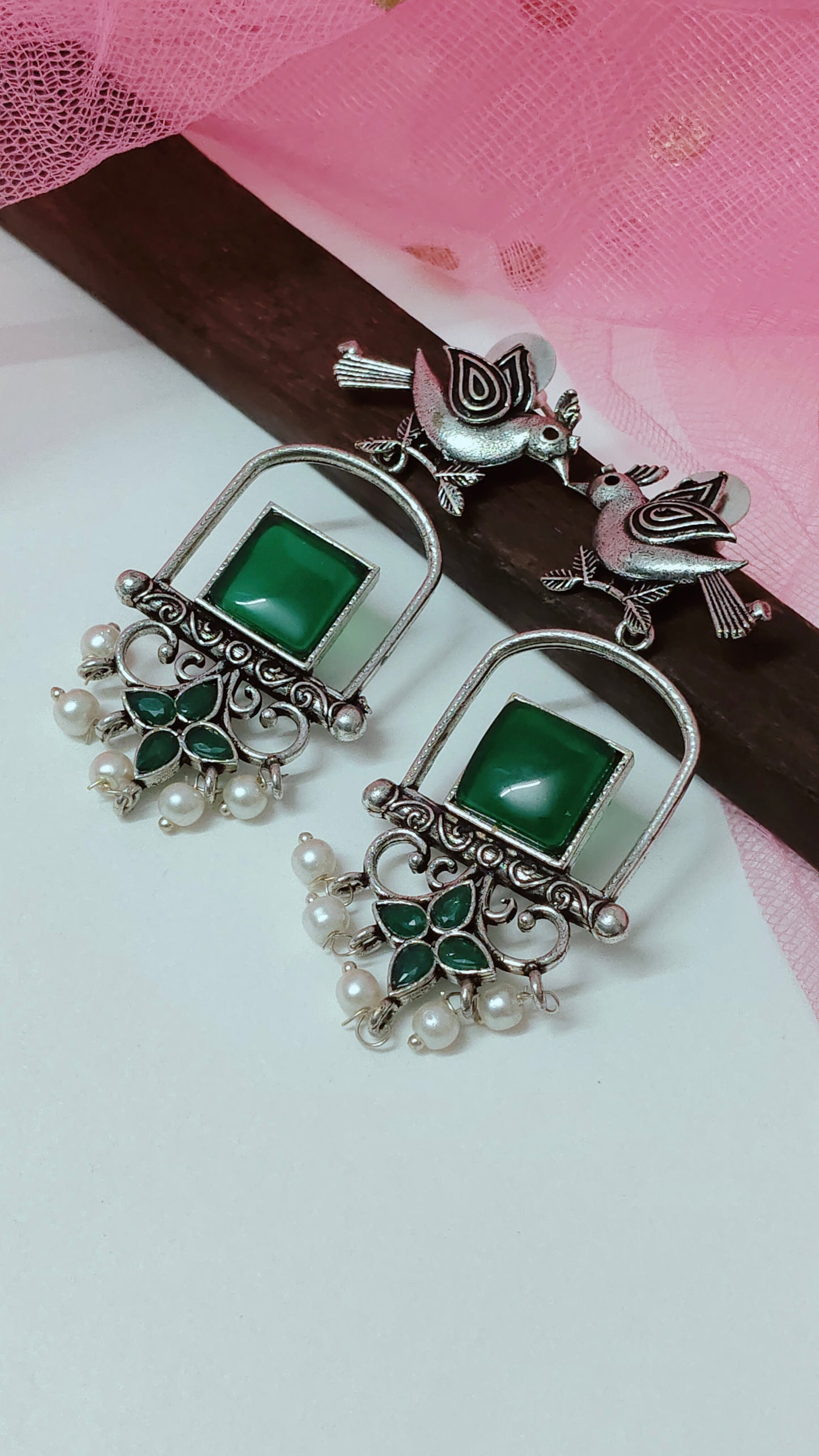 Bird Dangler With Monalisa Stone(Green)