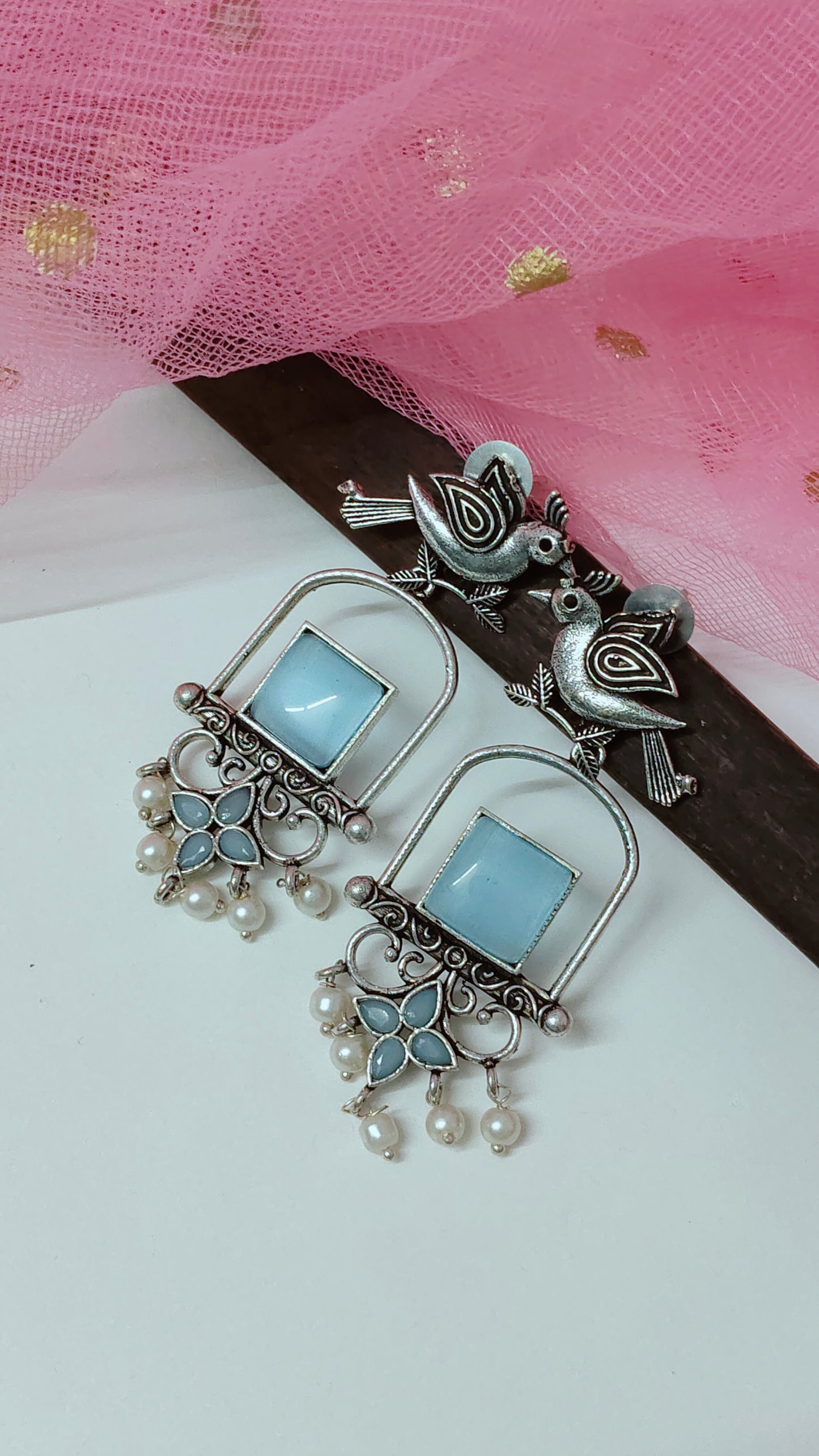 Bird Dangler With Monalisa Stone(Aqua)