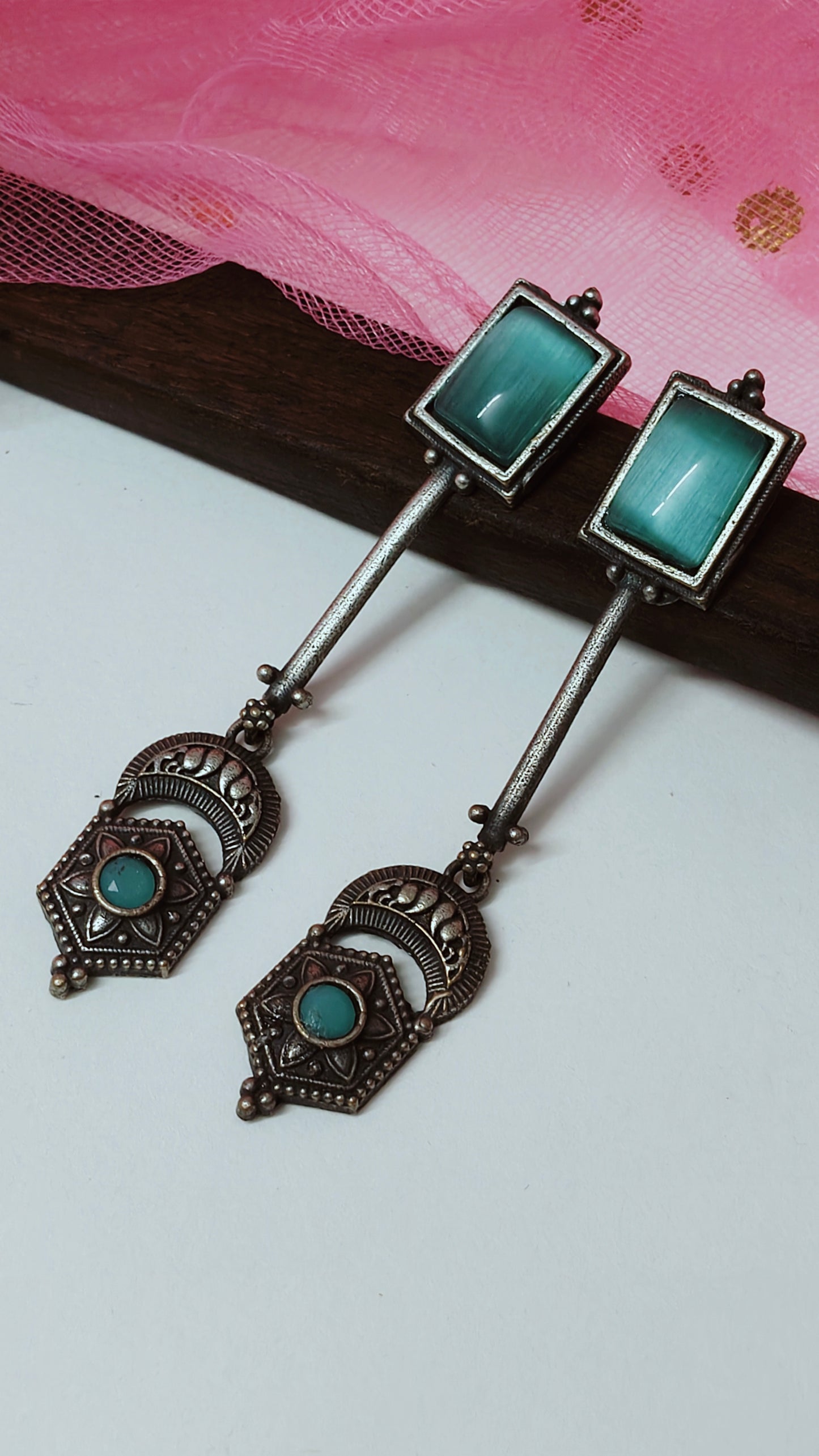 Dangler With Monalisa Stone(Aqua)