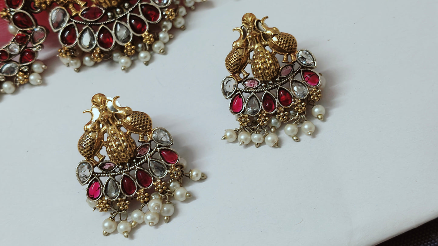 Aarohi choker