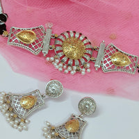 Necklace & Hasli