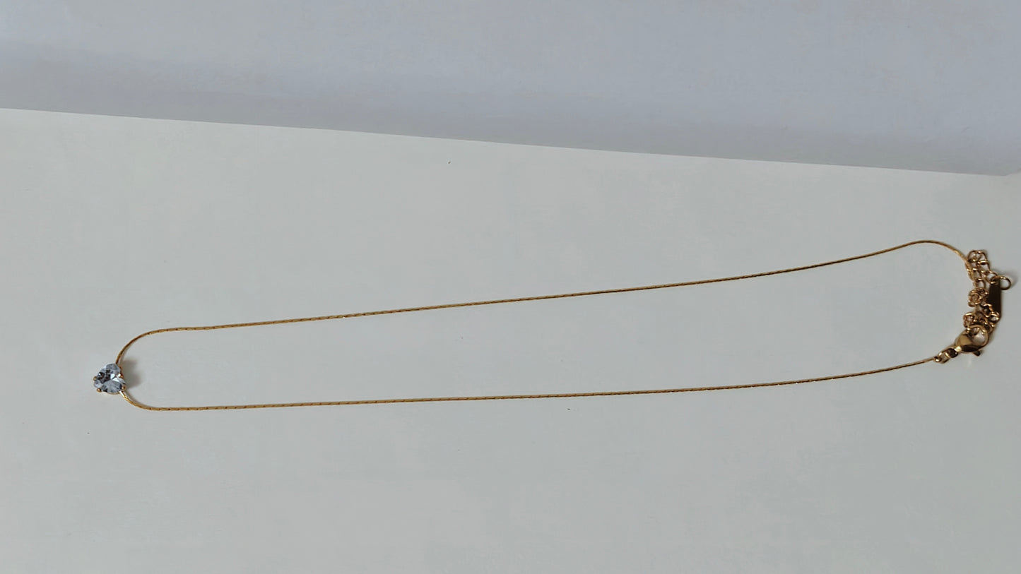 Heart Diamond pendant Sleek chain