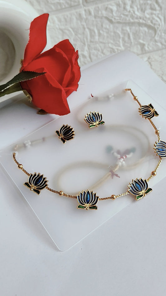 Lotus Set with Studs(blue)