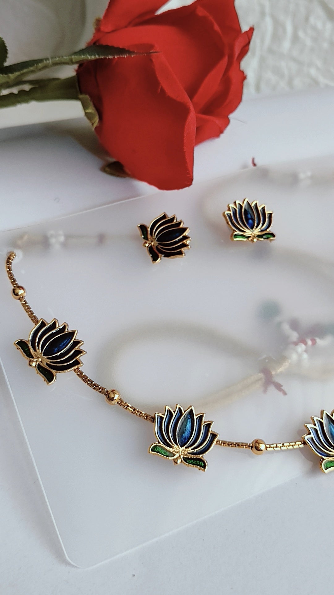 Lotus Set with Studs(blue)