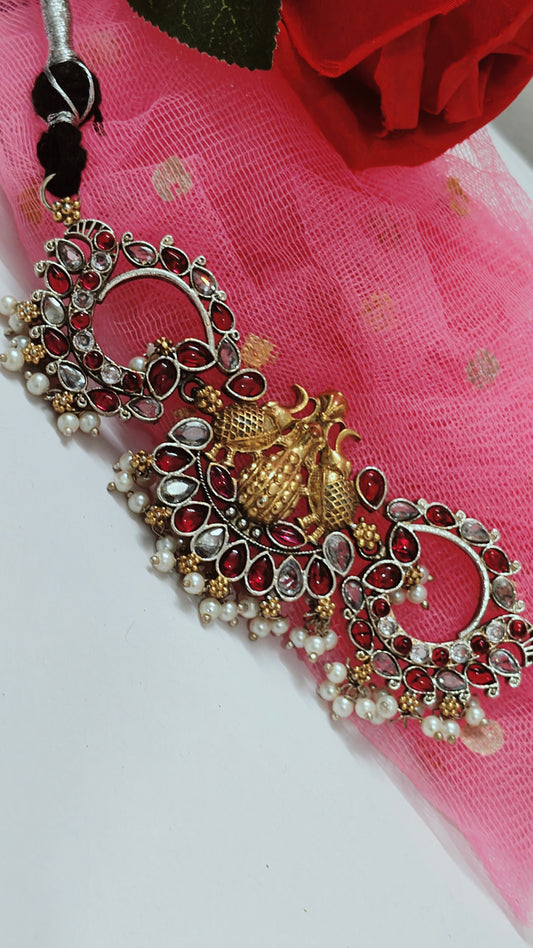 Aarohi choker