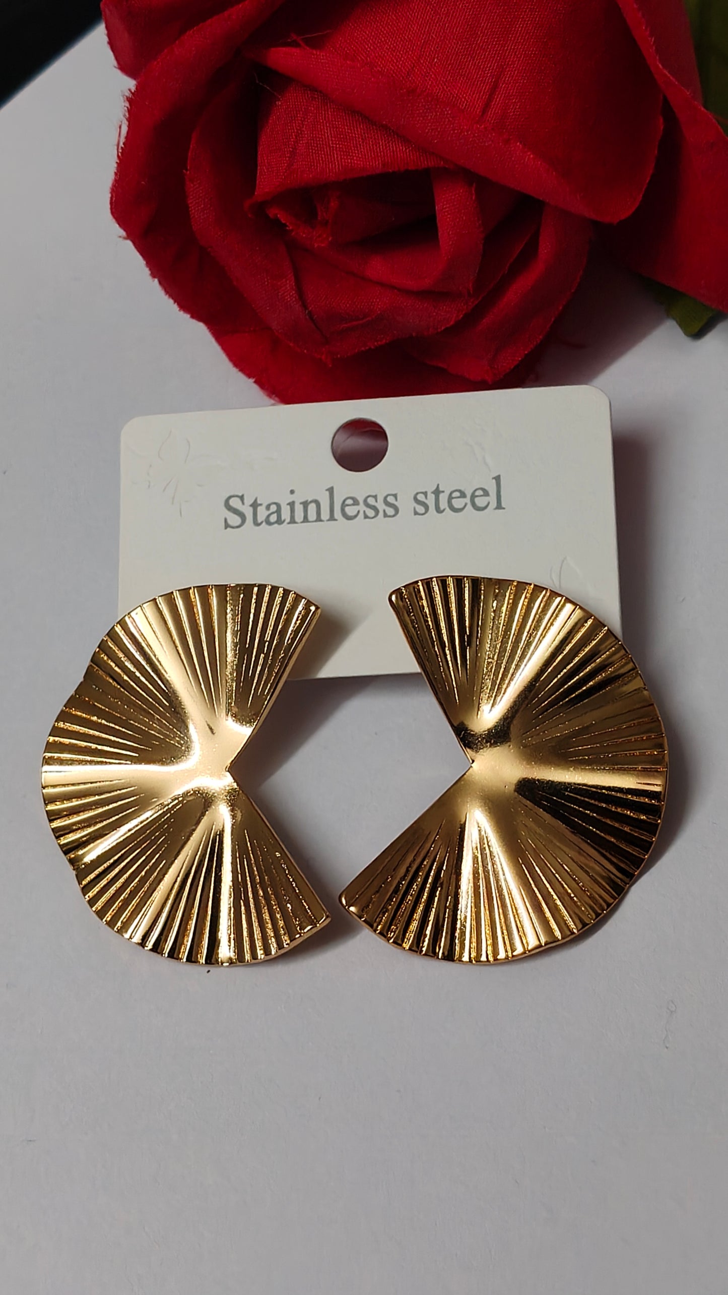 Half Lotus Stud(Anti Tarnish)