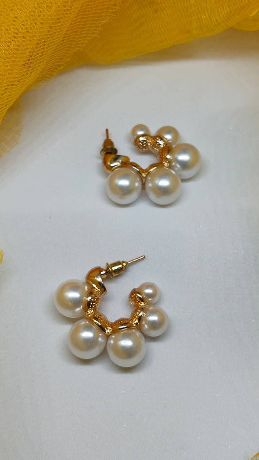 Pearl hoop