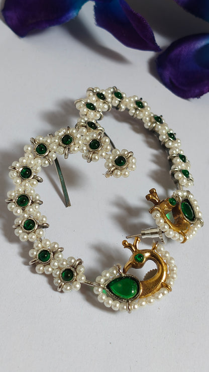 Ear Cuff Pearls green