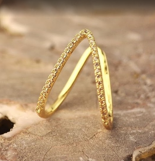 V Shape Ring(gold)